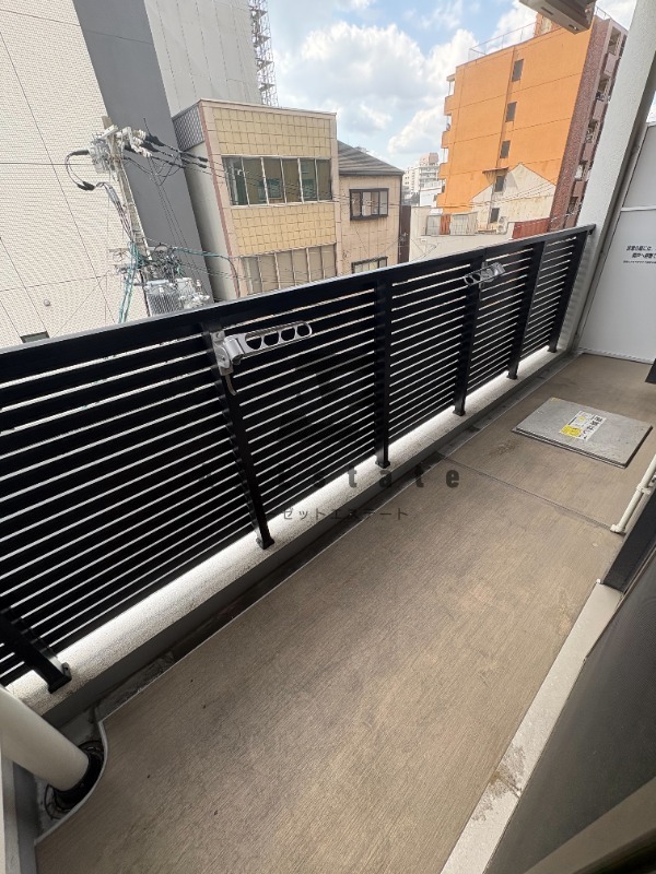 バルコニー